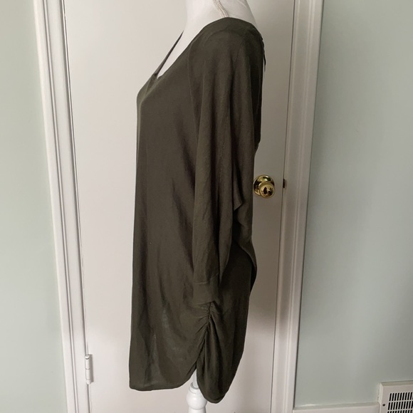 Torrid Top - Picture 4 of 8